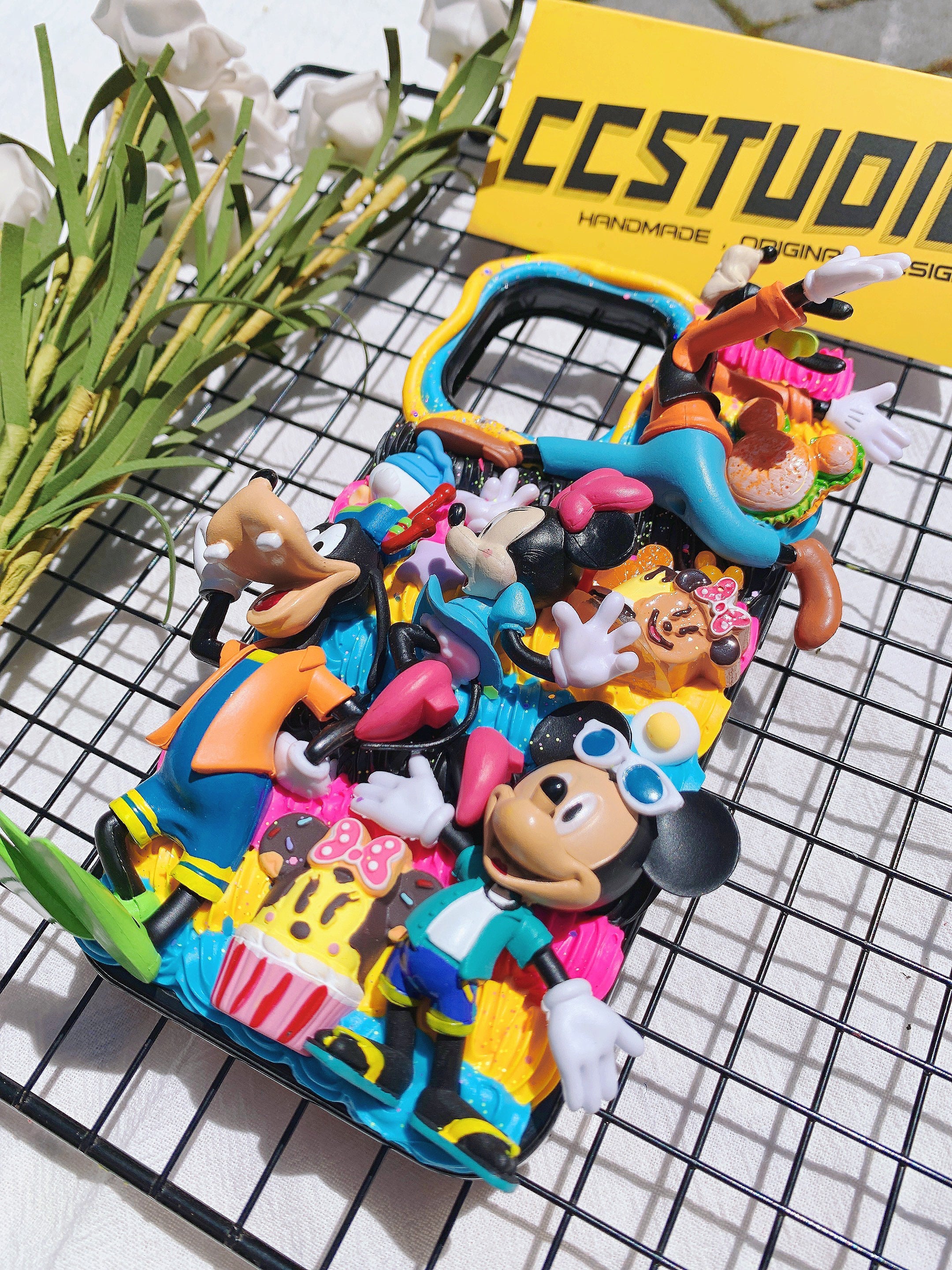Mickey and his Friends Handmade Decoden Phone Case｜All Models Available｜Goofy Donald Duck
