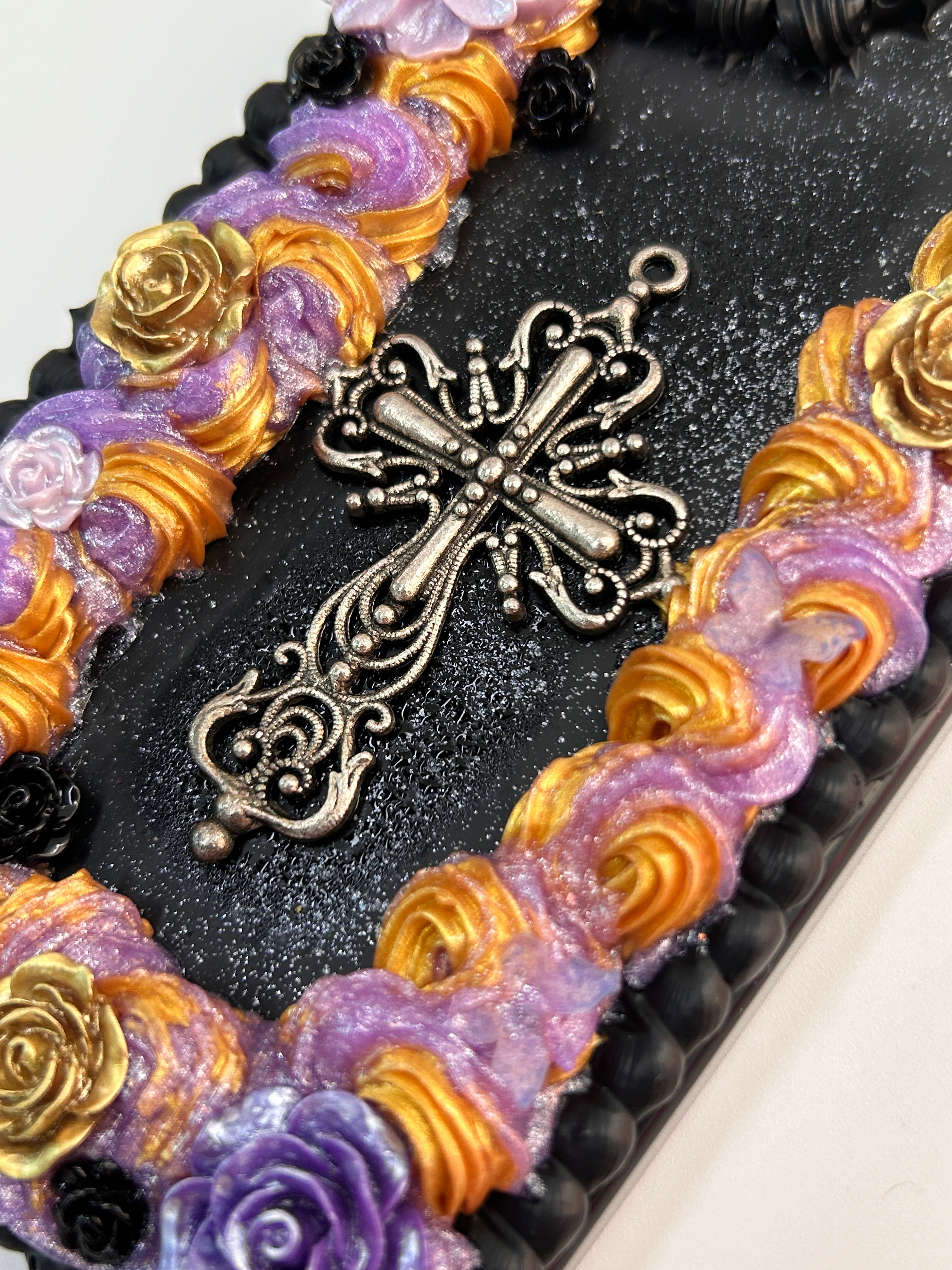 Baroque Dark Cross Decoden Phone Case