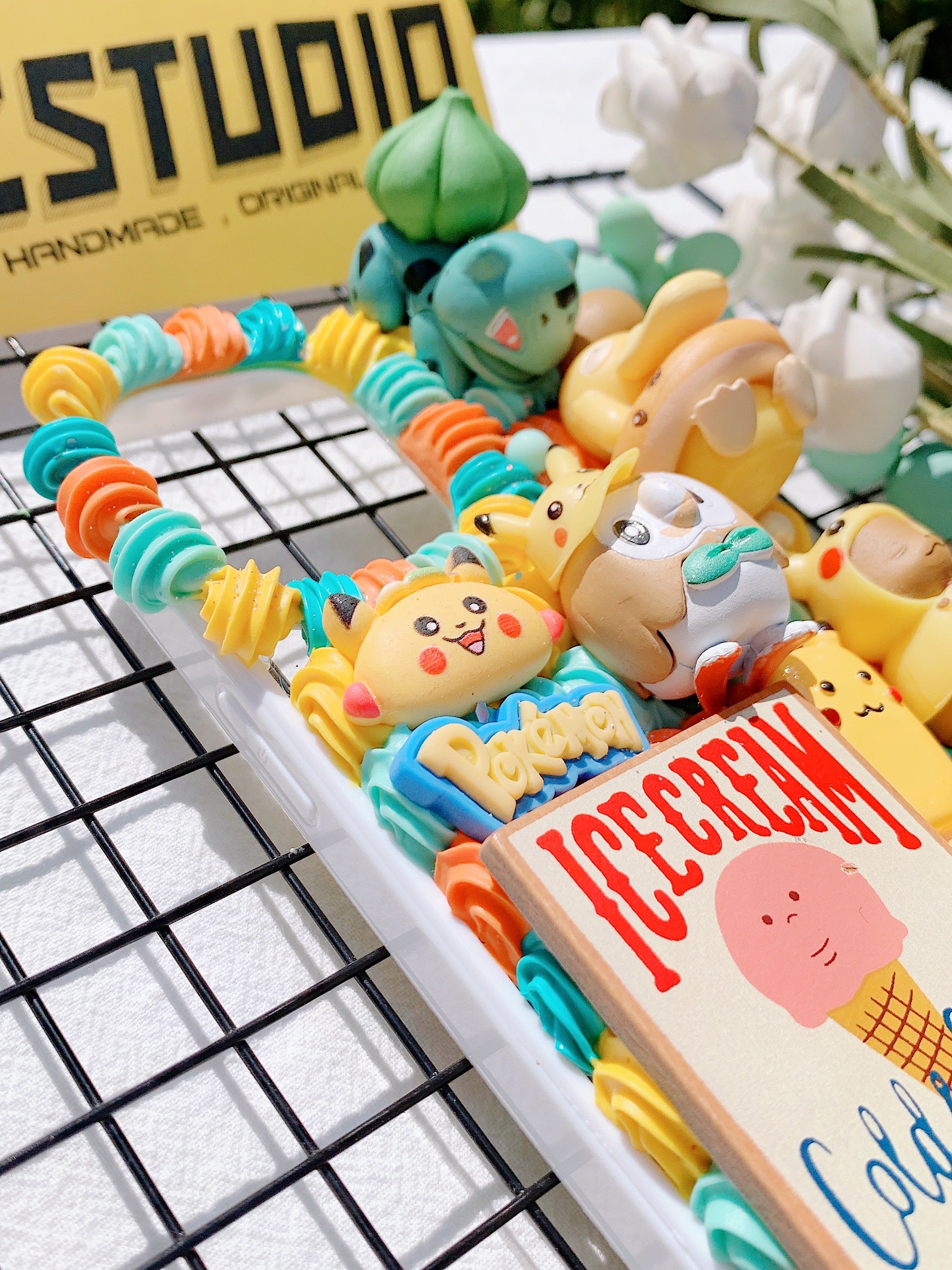 Pokemon Handmade Decoden Phone Case｜All Models Available｜Pikachu