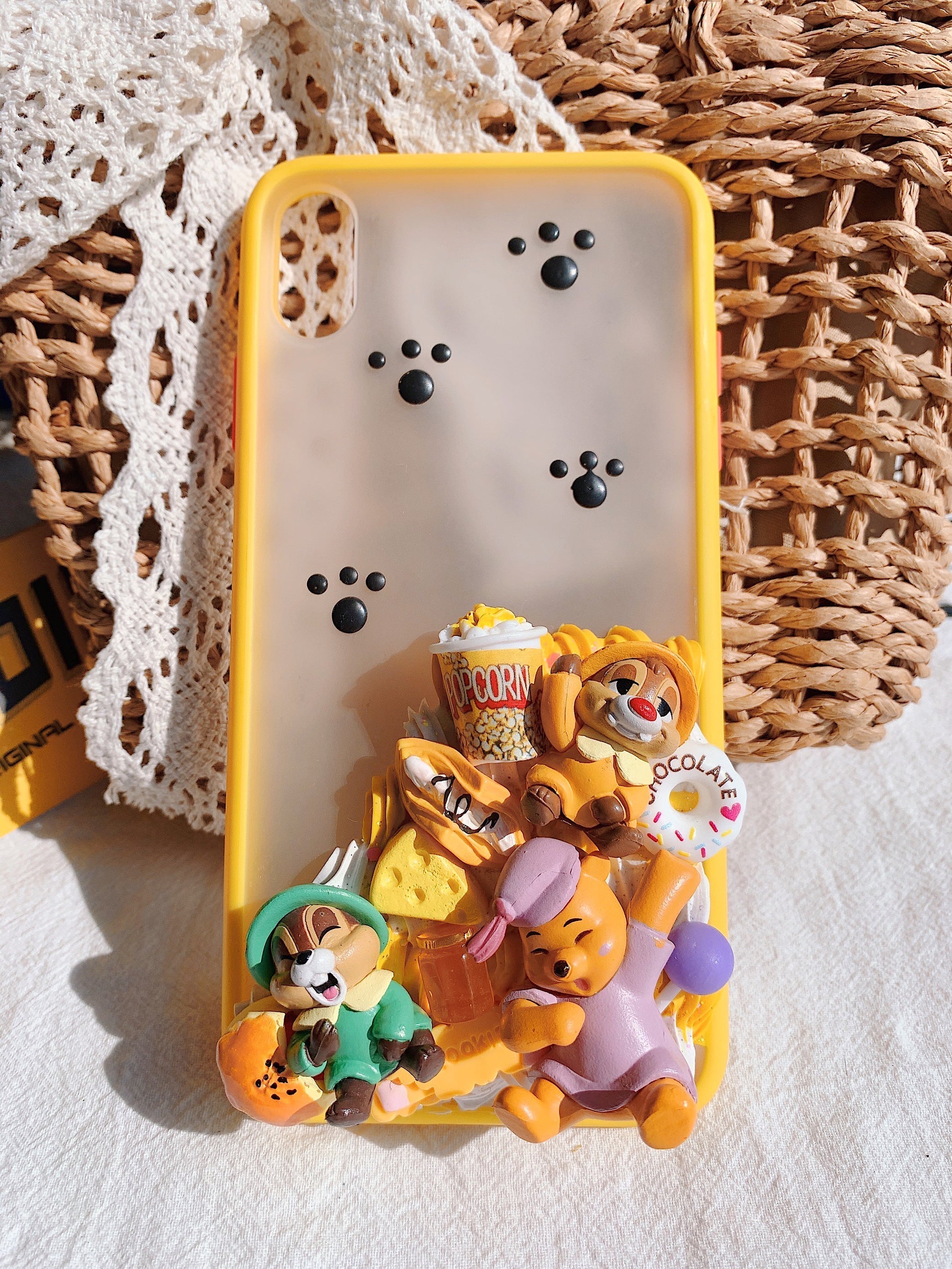 Winnie the Pooh Handmade Decoden Phone Case｜All Models Available