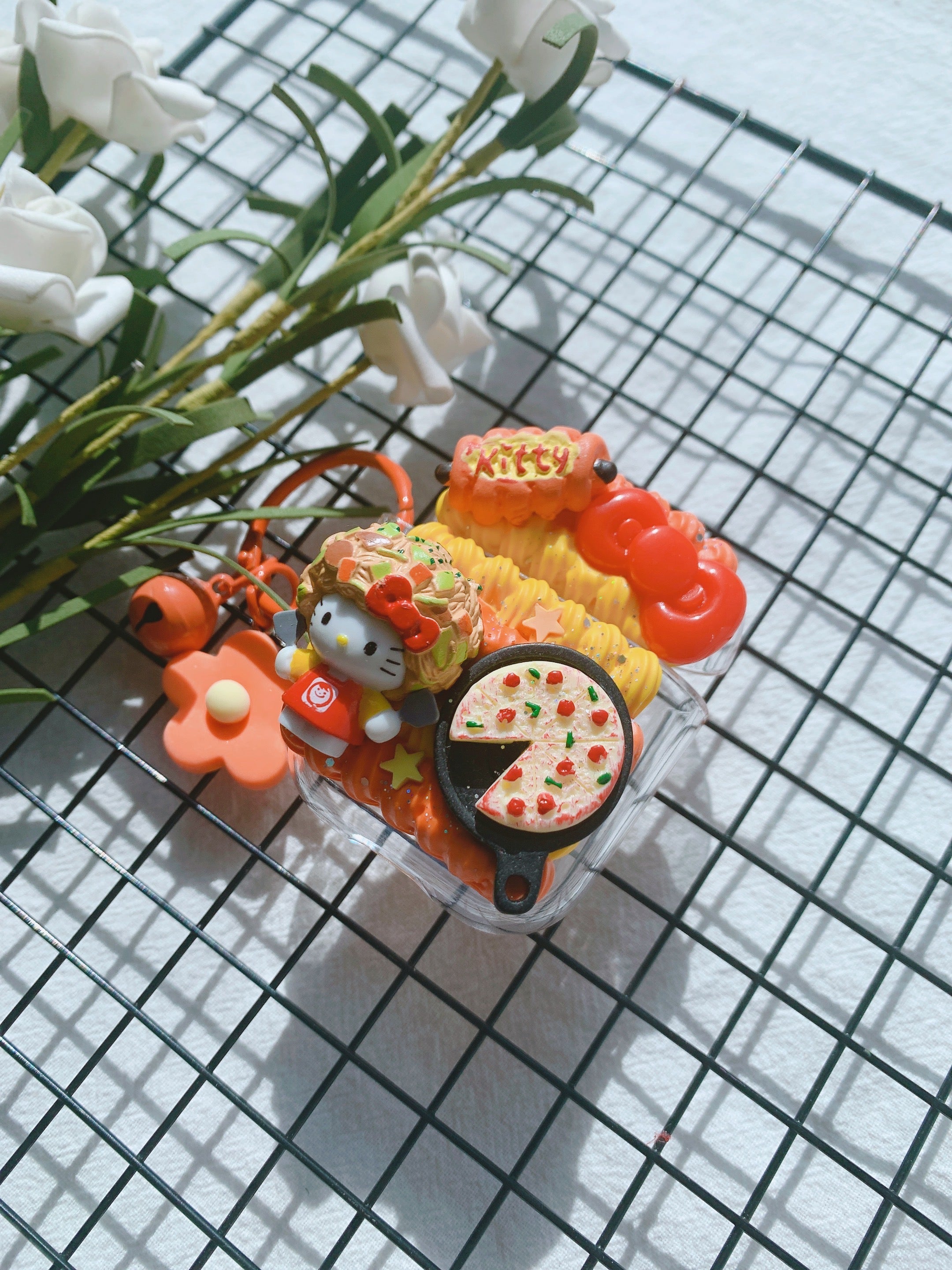 Sanrio Hello Kitty Handmade Decoden Earbud Case｜All Models Available