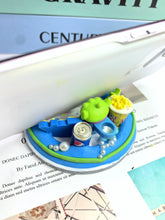 Cargar imagen en el visor de la galería, Toy Story Aliens Decoden Stand for Phone/Tablet

