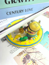 Carregar imagem no visualizador da galeria, Minions Handmade Decoden Phone/Tablet Stand
