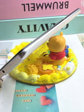 Cargar imagen en el visor de la galería, Winnie the Pooh Handmade Decoden Phone/Tablet Stand
