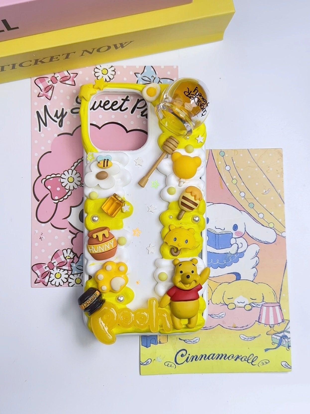 Winnie the Pooh Handmade Decoden Phone Case｜All Models Available