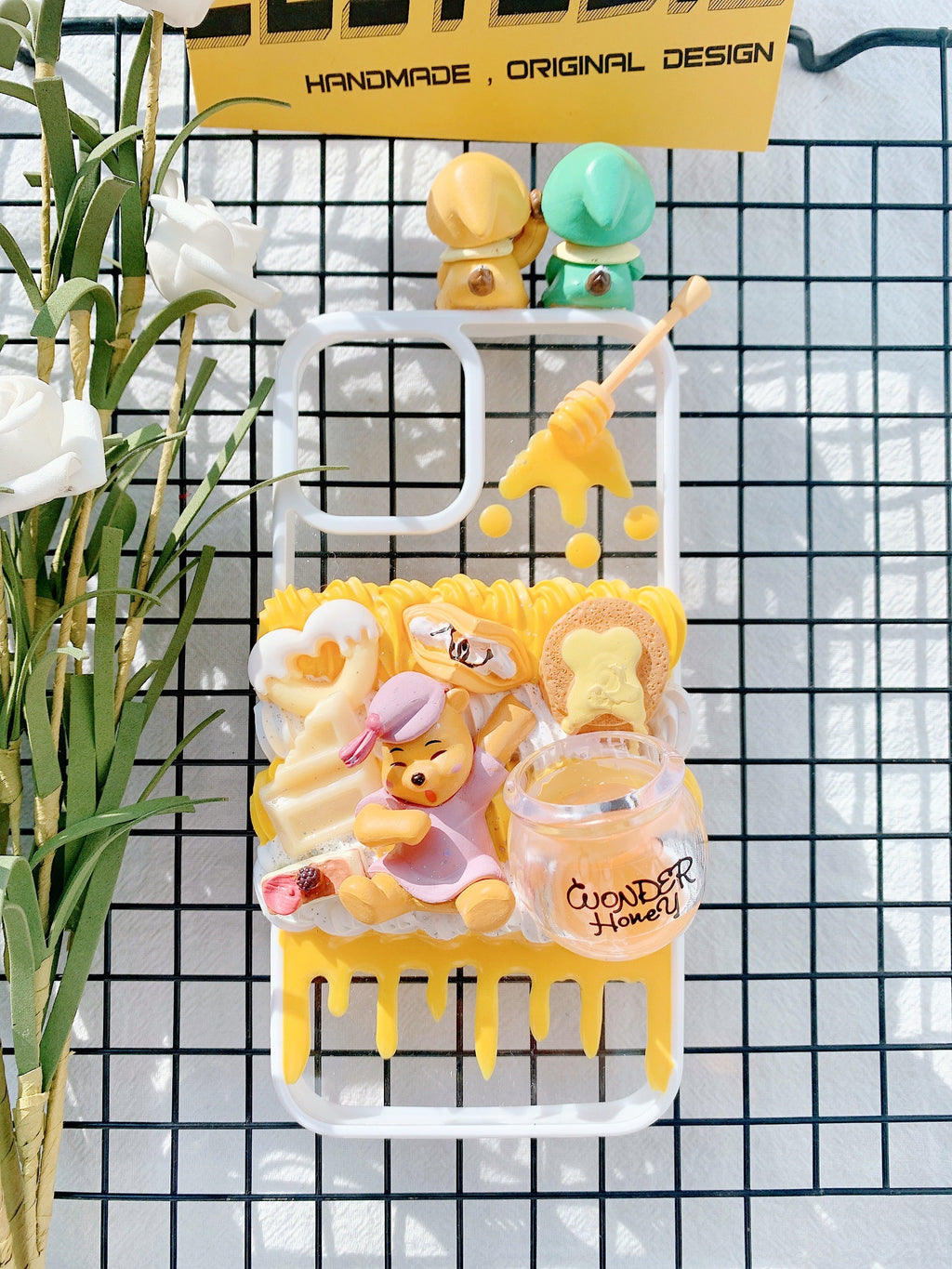 Winnie the Pooh Handmade Decoden Phone Case｜All Models Available