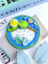 Cargar imagen en el visor de la galería, Toy Story Aliens Decoden Stand for Phone/Tablet
