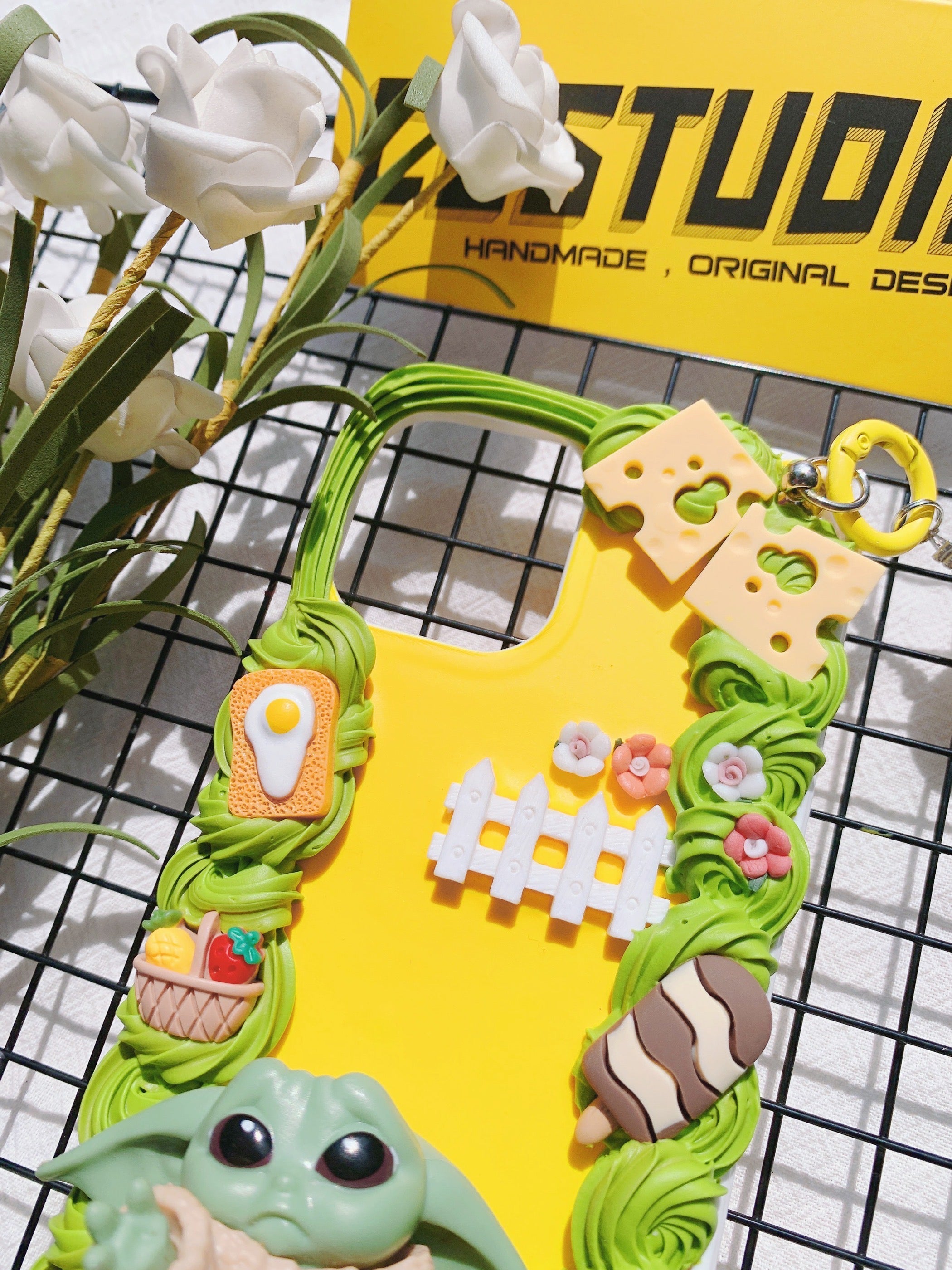 Baby Yoda Handmade Decoden Phone Case｜All Models Available｜ the Avengers