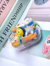 Carregar imagem no visualizador da galeria, Tweety Bird Decoden Earbud Case AirPods Case For Any Model
