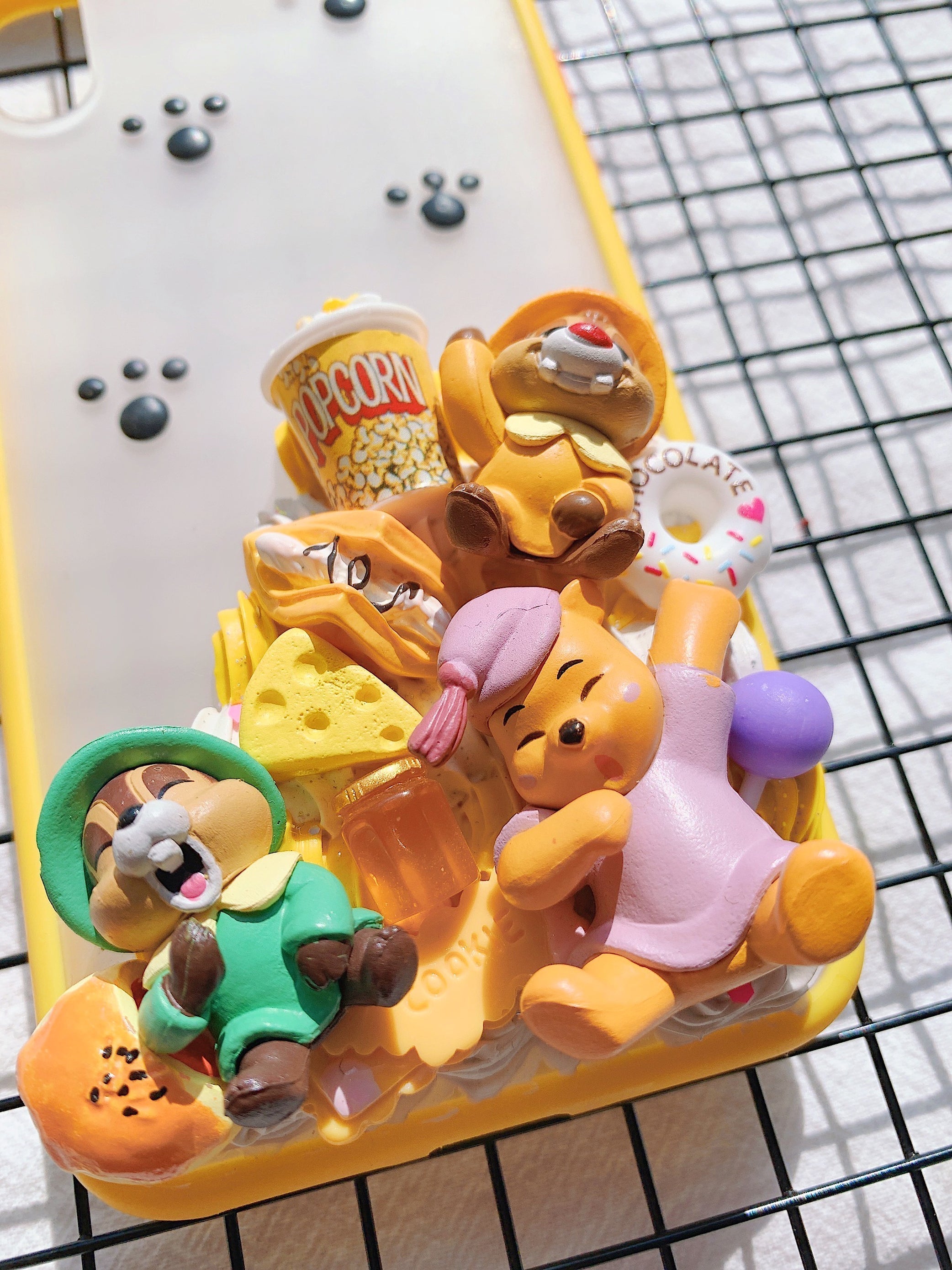 Winnie the Pooh Handmade Decoden Phone Case｜All Models Available