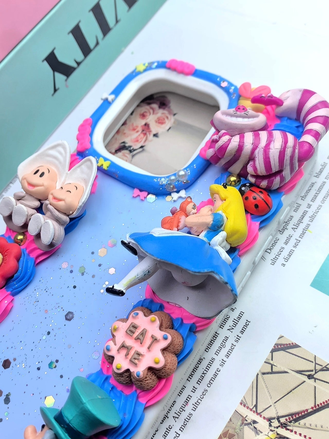 Alice in Wonderland Handmade Decoden Phone Case｜All Models Available