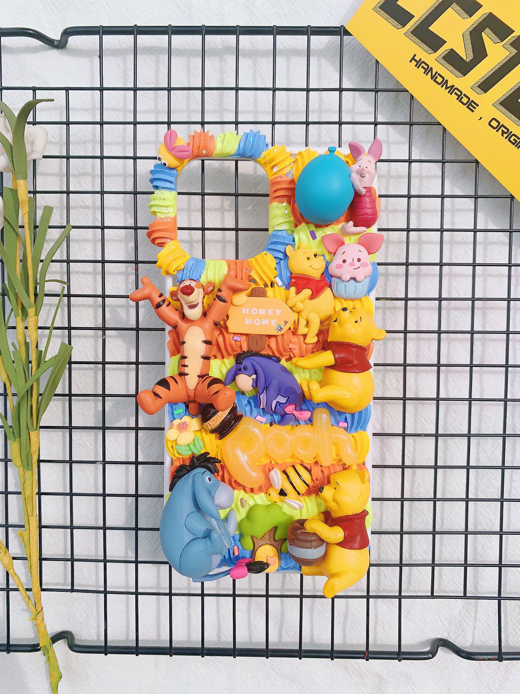 Winnie the Pooh Handmade Decoden Phone Case｜All Models Available