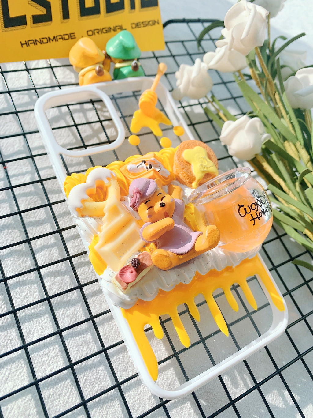 Winnie the Pooh Handmade Decoden Phone Case｜All Models Available