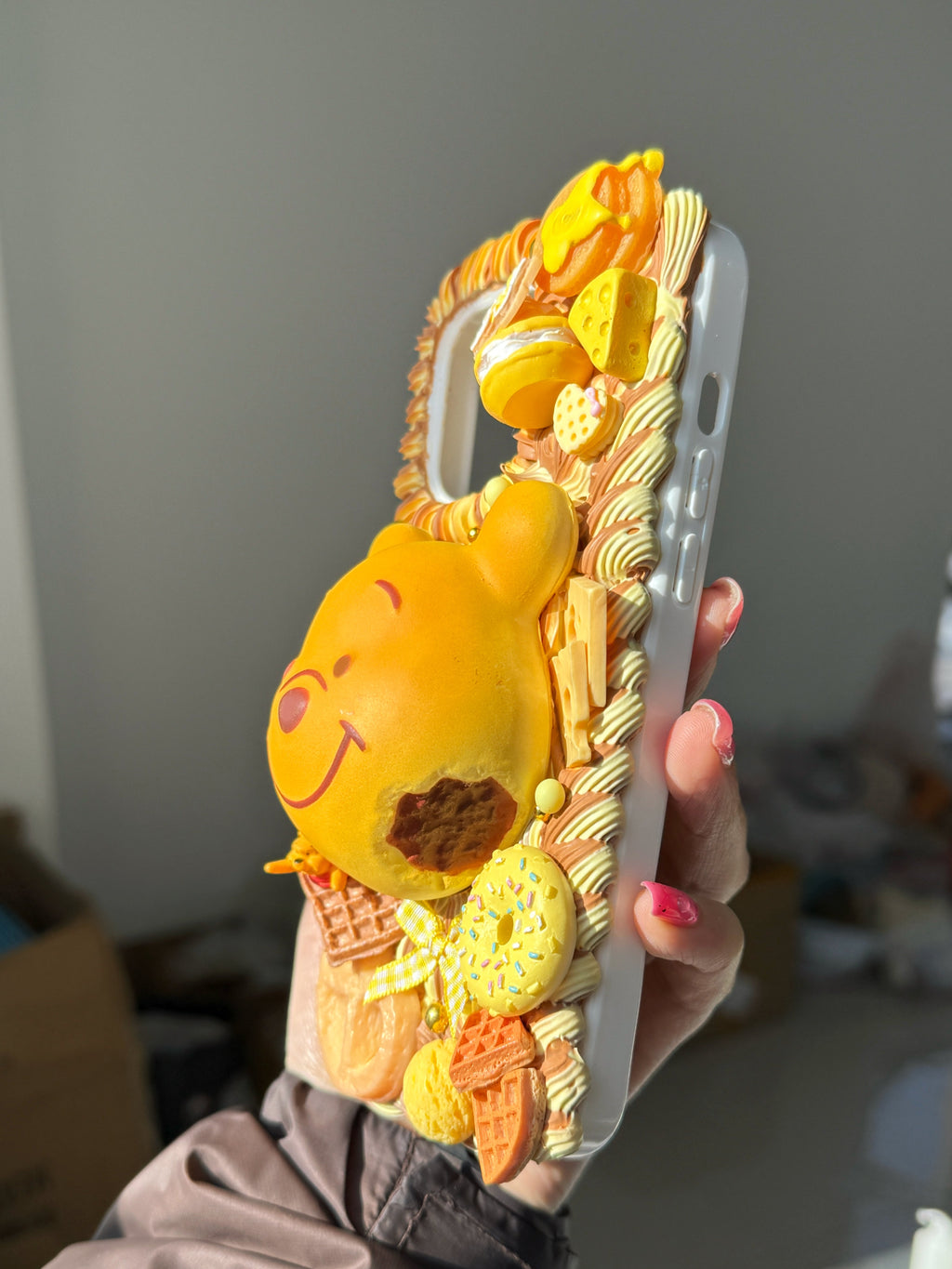 Winnie the Pooh Handmade Decoden Phone Case｜All Models Available