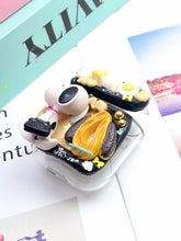 Cargar imagen en el visor de la galería, Snoopy Decoden Earbud Case AirPods Case For Any Model
