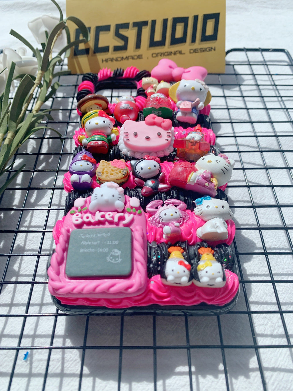 Sanrio Hello Kitty Handmade Decoden Phone Case｜All Models Available