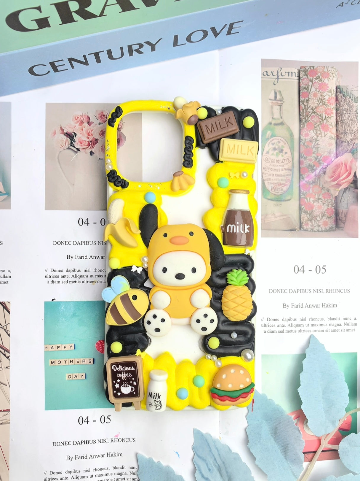 Sanrio Pochacco Handmade Decoden Phone Case｜All Models Available