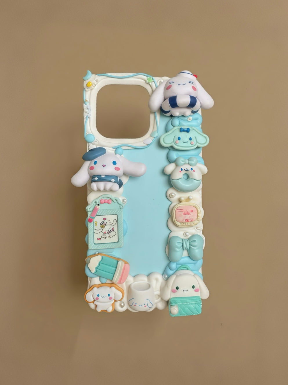 Sanrio Cinnamoroll Handmade Decoden Phone Case｜All Models Available Cinnamonroll