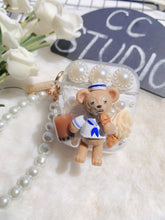 Carica l&#39;immagine nel visualizzatore di Gallery, Handmade Decoden Earbud Case For Any Model with Keychain
