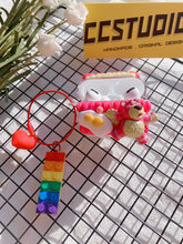 Carica l&#39;immagine nel visualizzatore di Gallery, Toy Story Lotso Bear Decoden Earbud Case For Any Model with Keychain
