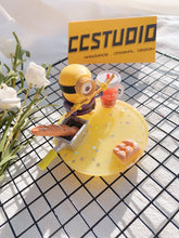 Cargar imagen en el visor de la galería, Minions Resin Phone Tablet Stand

