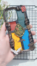 Cargar imagen en el visor de la galería, Harry Potter Hogwarts Decoden Phone Cases For Any Phone Model
