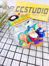 Cargar imagen en el visor de la galería, Snow White Princess Handmade Decoden Earbud Case For Any Model
