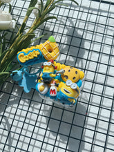 Charger l&#39;image dans la galerie, Minions Decoden Earbud Case For Any Model with Keychain
