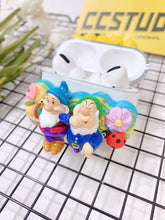 Cargar imagen en el visor de la galería, Snow White Princess Handmade Decoden Earbud Case For Any Model
