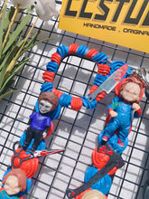 Cargar imagen en el visor de la galería, Chucky Halloween Decoden Phone Cases For Any Phone Model
