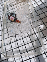 Charger l&#39;image dans la galerie, Ice Bucket Resin Phone Cases For Any Phone Model
