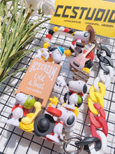 Cargar imagen en el visor de la galería, Snoopy Decoden Phone Cases For Any Phone Model
