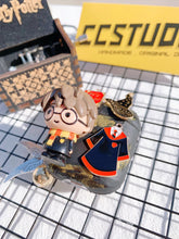 Cargar imagen en el visor de la galería, Harry Potter Decoden Earbud Case For Any Model with Keychain
